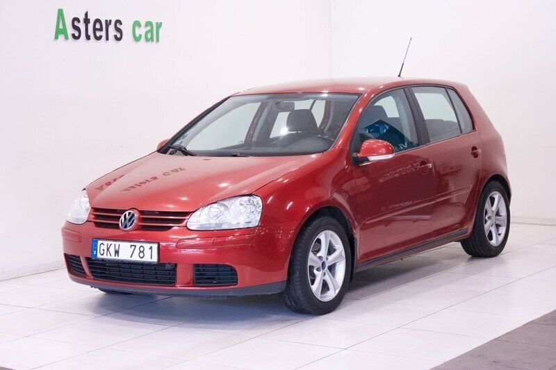Röd Begagnad 2007 VW Golf VI Trendline Halvkombi | 29 900 kr (Marknadspris) - Bild 1/4