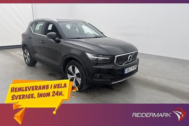 Svart Begagnad 2021 Volvo XC40 Momentum SUV | 299 800 kr (Bra pris) - Bild 1/3