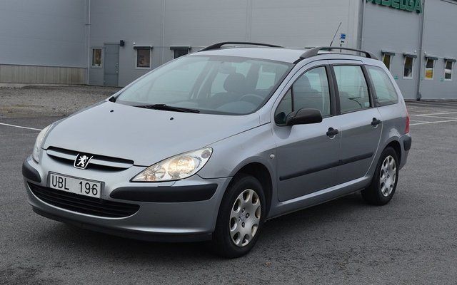 peugeot 307 halvkombi peugeot 307 halvkombi