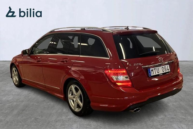 Begagnad Mercedes C220 171 HK (125 kW) 2012 Ljusröd Kombi