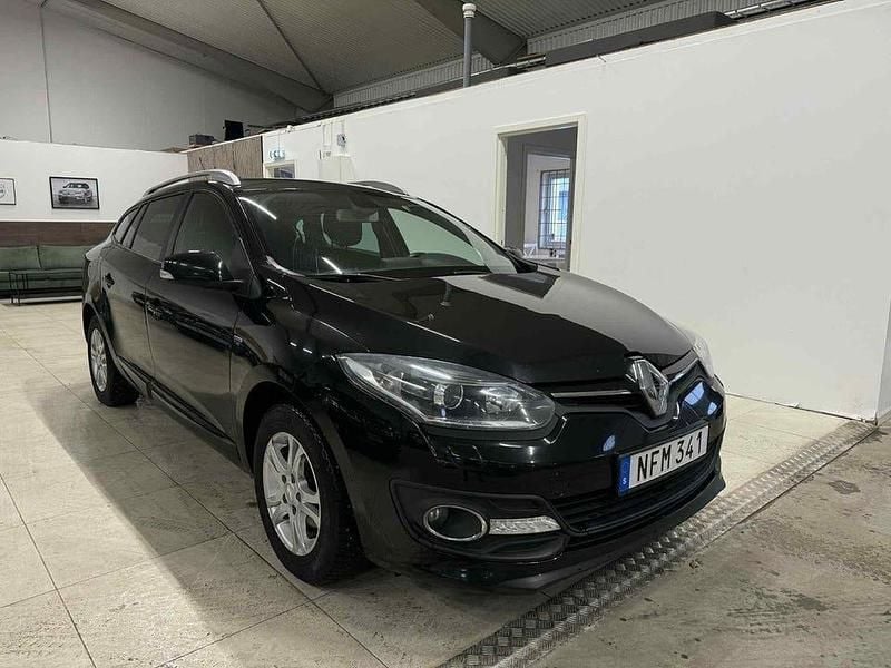 Begagnad Renault Mégane III LIMITED 116 HK (85 kW) 2016 Svart