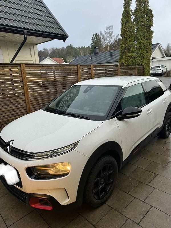 Begagnad 2018 Citroën C4 Cactus Halvkombi | 120 000 kr - Bild 1/4