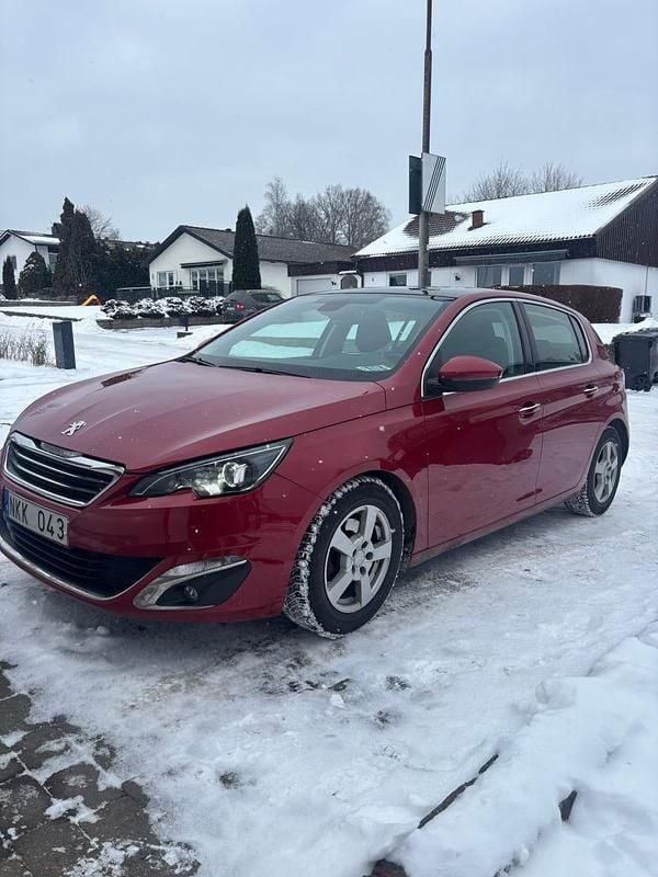 Begagnad Peugeot 308 125 HK (91 kW) 2014
