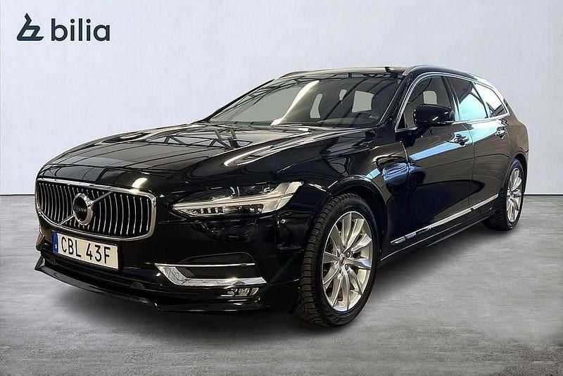 Svart Begagnad 2020 Volvo V90 Inscription Kombi | 309 000 kr (Marknadspris) - Bild 1/3