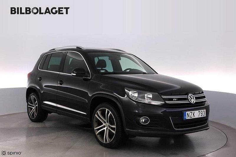 Svart Begagnad 2013 VW Tiguan R-line SUV | 119 800 kr (Marknadspris) - Bild 1/4
