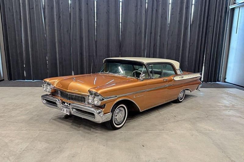 Begagnad Mercury Montclair 294 HK (216 kW) 1957 Sedan