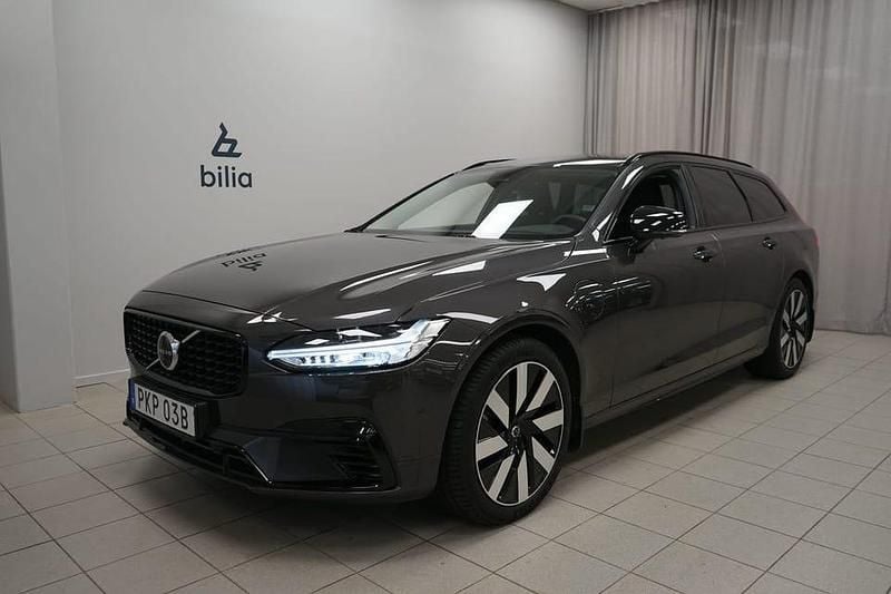 Grå Begagnad 2025 Volvo V90 Plus Kombi | 499 900 kr - Bild 1/3