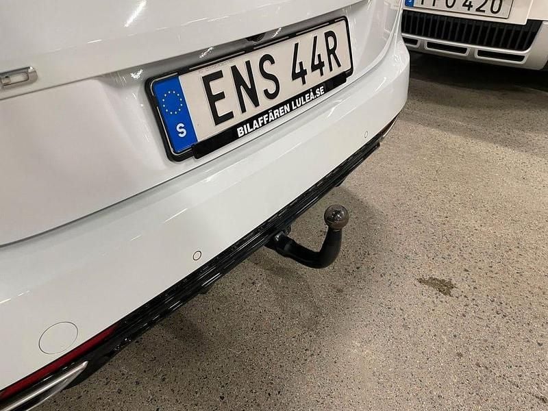 Begagnad Kia Ceed Sportswagon 141 HK (103 kW) 2021 Vit Kombi