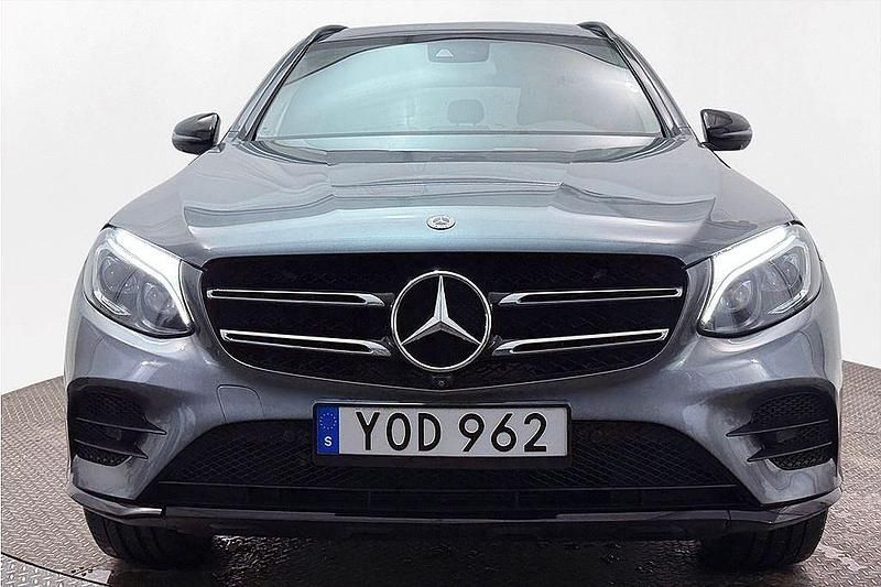 Begagnad Mercedes GLC350 AMG 328 HK (241 kW) 2017 Grå SUV