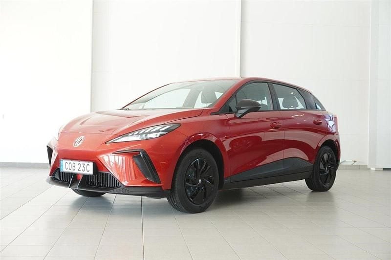 Röd Begagnad 2023 MG MG4 EV Halvkombi | 219 900 kr - Bild 1/4