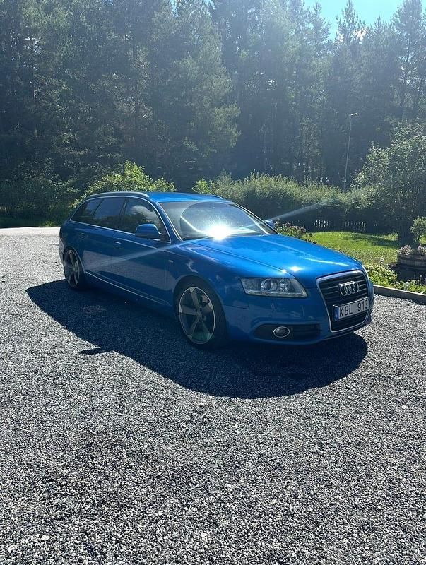 Sprint blau Begagnad 2010 Audi A6 Kombi | 71 000 kr (Dyr) - Bild 1/4