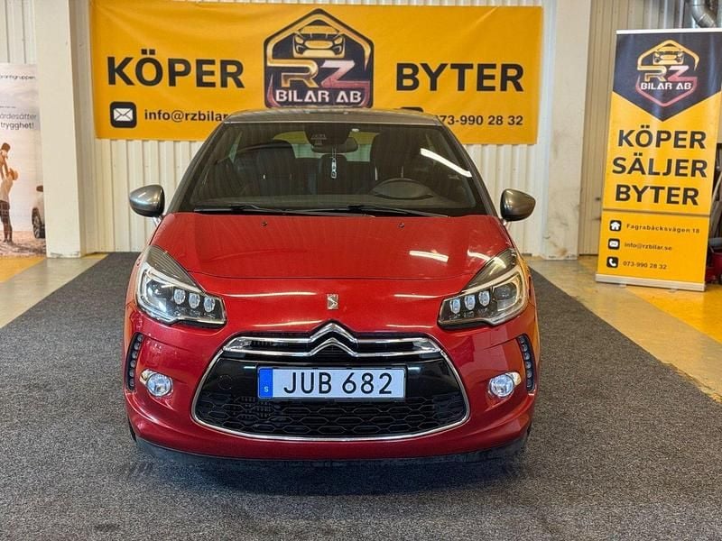 Röd Begagnad 2015 DS Automobiles DS3 Halvkombi | 64 900 kr - Bild 1/4