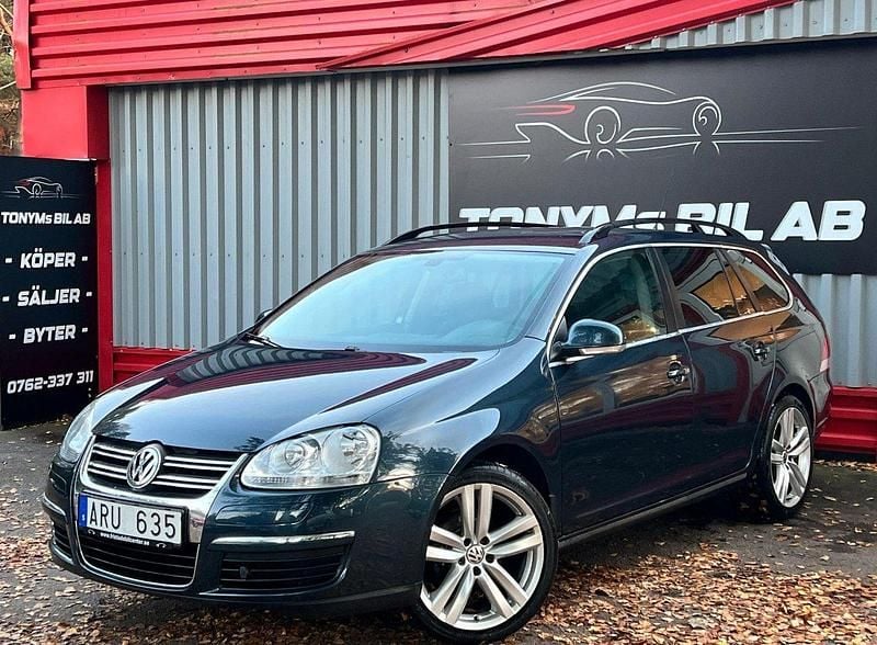 Mörkblå (blå) Begagnad 2009 VW Golf Kombi | 44 900 kr (Marknadspris) - Bild 1/4