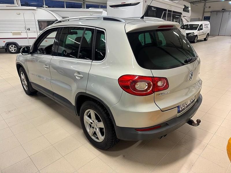 Begagnad VW Tiguan 150 HK (110 kW) 2009 Silver SUV