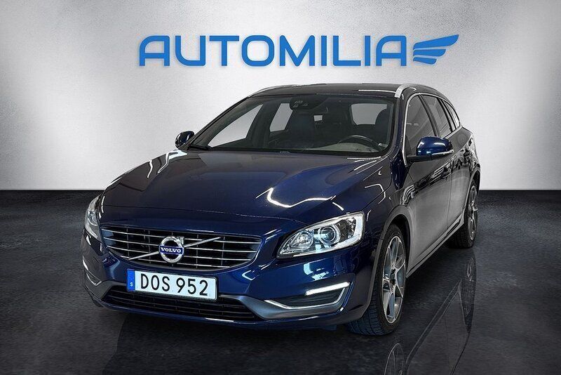 Blå Begagnad 2015 Volvo V60 Momentum Kombi | 149 900 kr (Marknadspris) - Bild 1/3