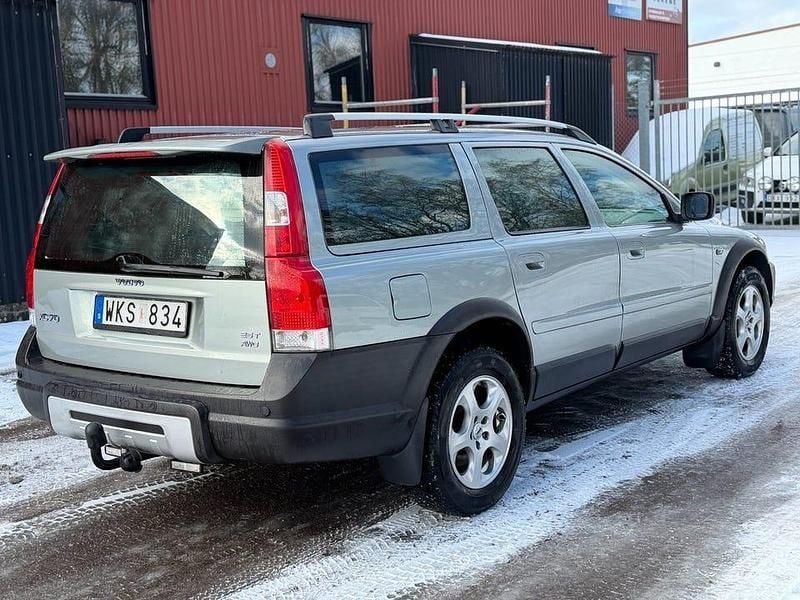 Begagnad Volvo XC70 Kinetic 209 HK (153 kW) 2004 Ljusgrön Kombi