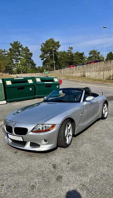 Begagnad 2004 BMW Z4 Cab | 160 000 kr (Marknadspris) - Bild 1/4
