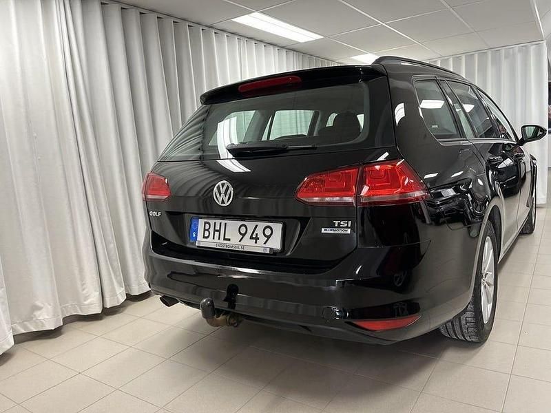 Begagnad VW Golf VII 110 HK (80 kW) 2015 Svart Kombi