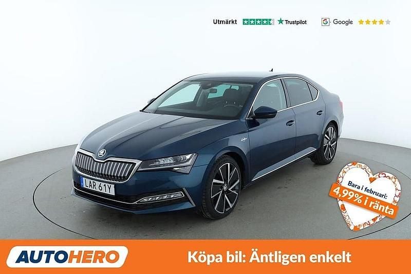 Blå Begagnad 2020 Skoda Superb LAURIN & KLEMENT Halvkombi | 234 000 kr (Marknadspris) - Bild 1/4