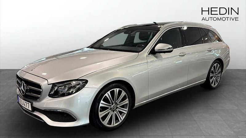 Silver Begagnad 2018 Mercedes E220 Kombi | 279 900 kr (Marknadspris) - Bild 1/4