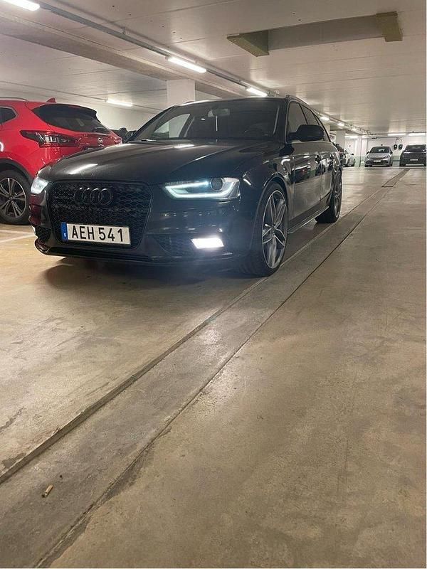 Svart Begagnad 2013 Audi A4 Comfort Kombi | 84 999 kr (Marknadspris) - Bild 1/4