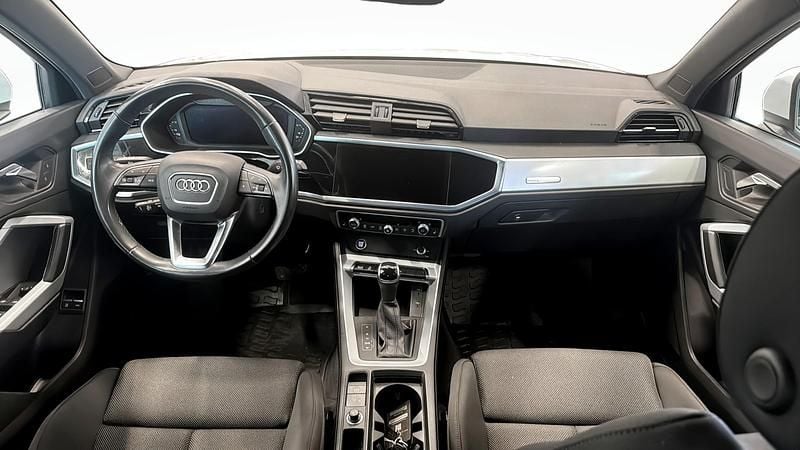 Begagnad Audi Q3 Proline 245 HK (180 kW) 2023 Vit SUV