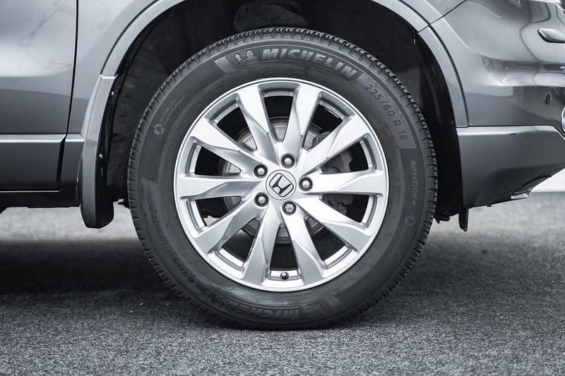 Begagnad Honda CR-V Executive 150 HK (110 kW) 2010 Grå SUV