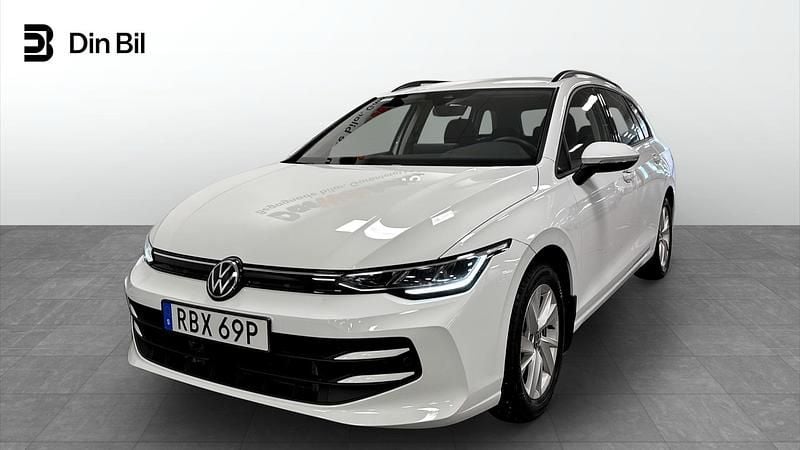 Begagnad VW Golf VIII 150 HK (110 kW) 2025 Pure white Kombi