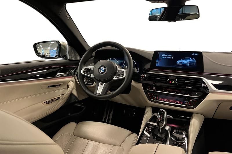 Begagnad BMW M550 Sport Line 2018 Grå Sedan