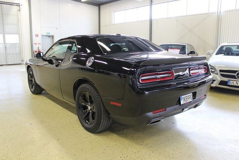 Dodge challenger 3 6