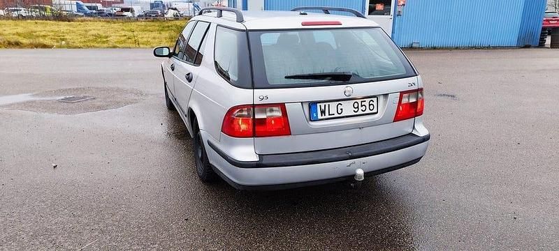 Begagnad Saab 9-5 Linear 150 HK (110 kW) 2005 Grå Kombi