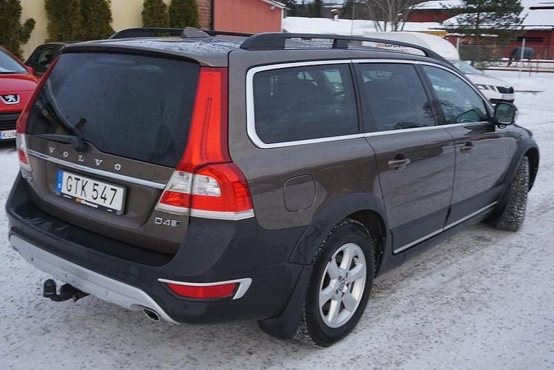 Begagnad Volvo XC70 Standard 181 HK (133 kW) 2015 Brun Kombi