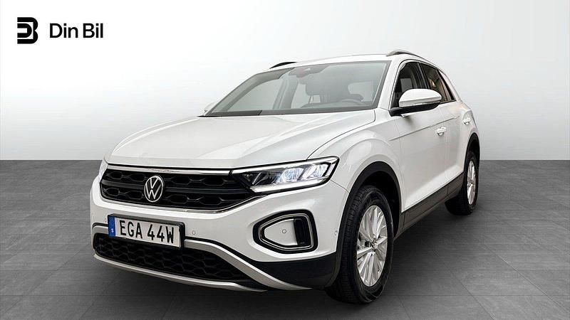 Vit Begagnad 2022 VW T-Roc Life SUV | 214 900 kr (Marknadspris) - Bild 1/4