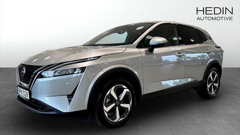 Svart Begagnad 2024 Nissan Qashqai N-Connecta SUV | 329 900 kr (Lite dyr) - Bild 1/4
