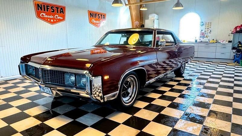 Begagnad Buick Electra 225 364 HK (267 kW) 1969 Mörkröd Sportkupé