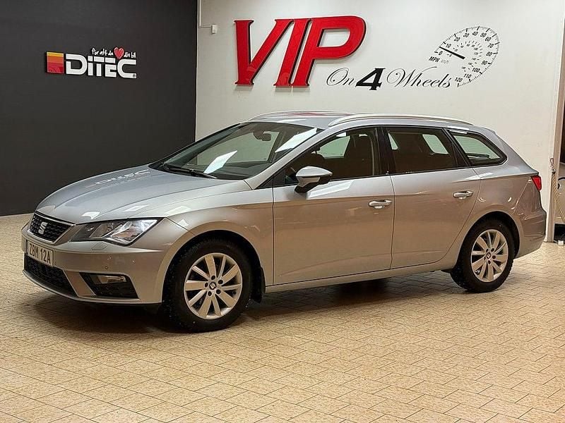 Silver Begagnad 2019 Seat Leon ST Style Kombi | 109 800 kr - Bild 1/4