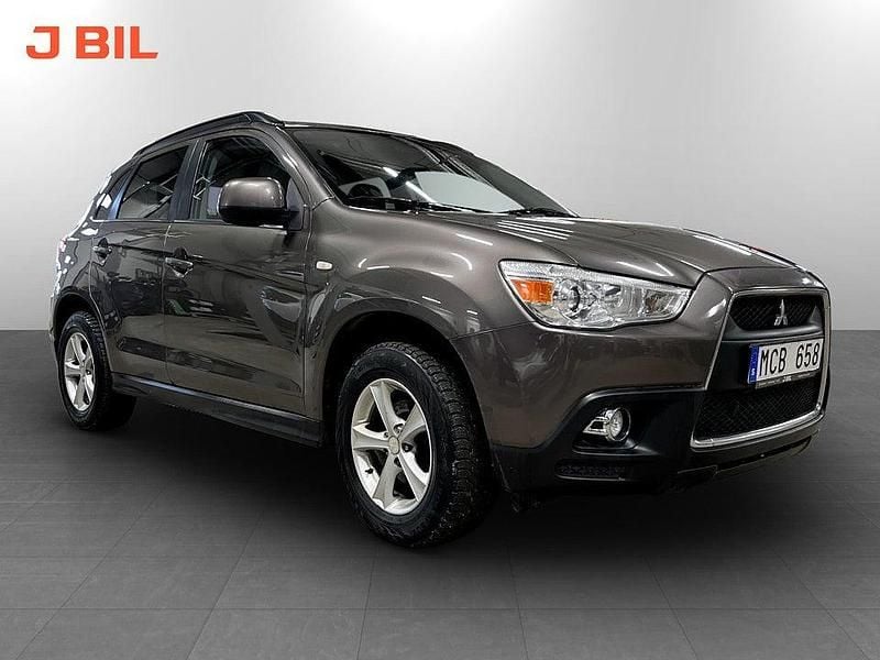 Begagnad Mitsubishi ASX 117 HK (86 kW) 2011 Grå SUV