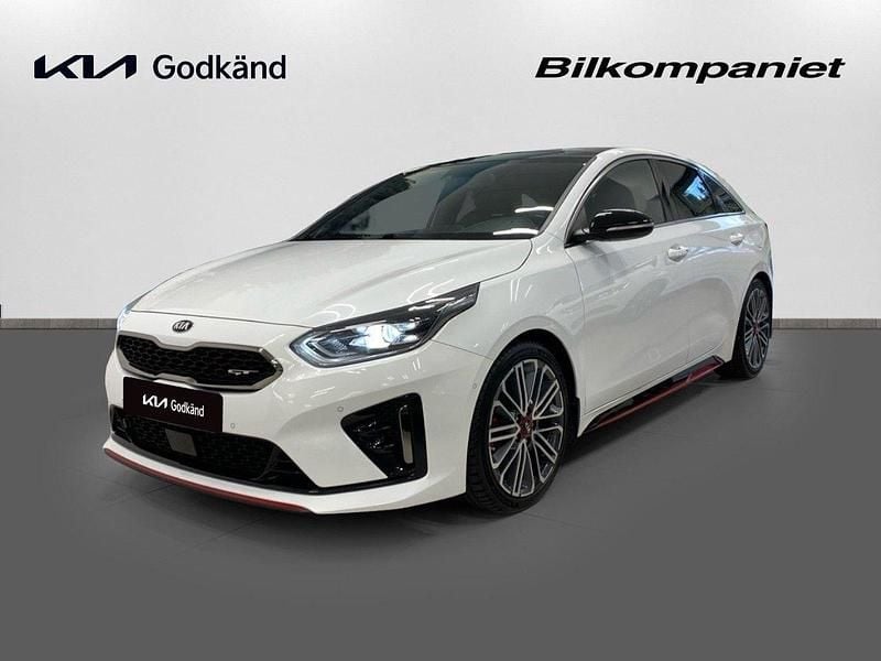 Vit Begagnad 2019 Kia ProCeed GT 2 Halvkombi | 239 900 kr (Lite dyr) - Bild 1/4