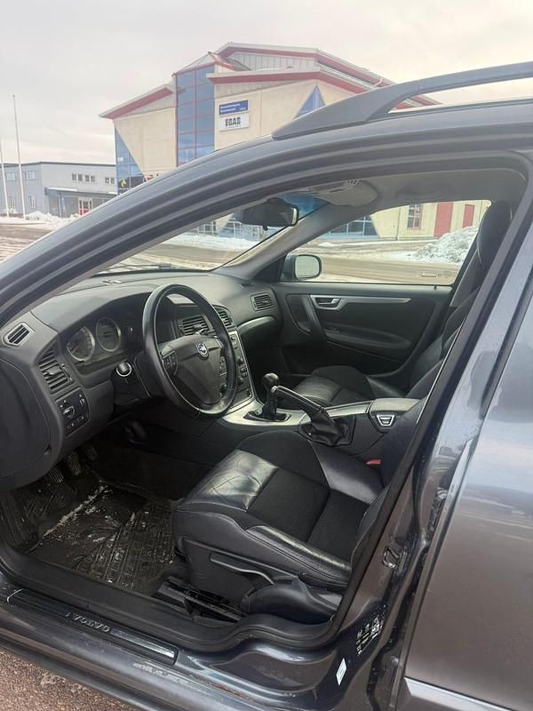 Begagnad Volvo V70 163 HK (119 kW) 2008 Kombi