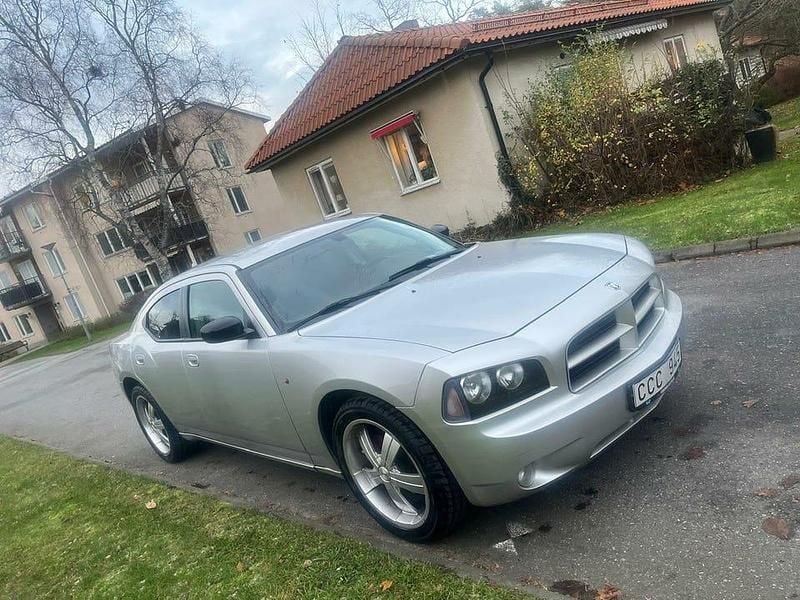 Begagnad Dodge Charger 193 HK (141 kW) 2007 Sedan