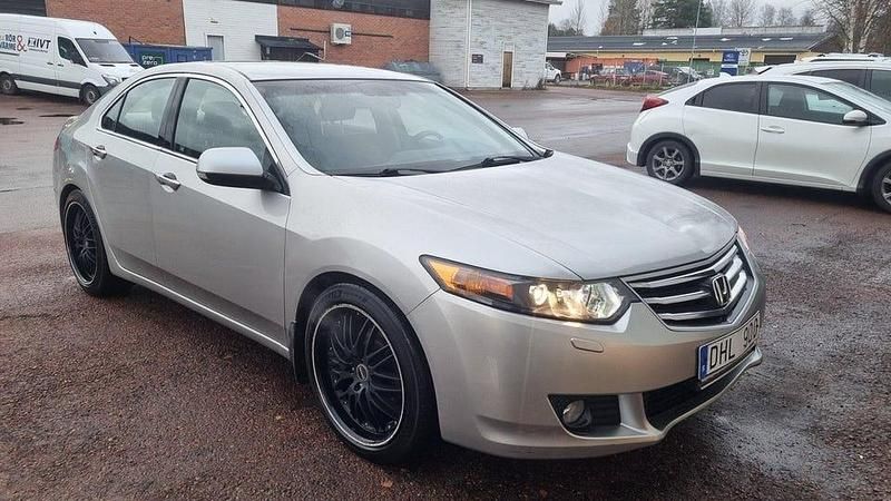 Begagnad Honda Accord Elegance 156 HK (114 kW) 2009 Sedan