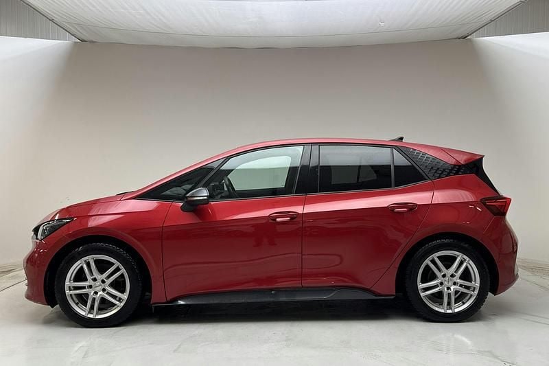 Begagnad Cupra Born 150 kW (204 HK) 2022 Röd Halvkombi