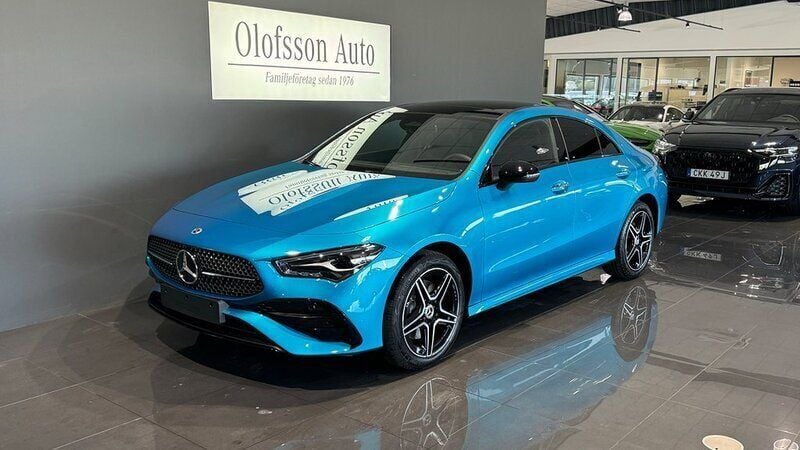 Ny 2025 Mercedes CLA250e AMG Sedan | 520 200 kr (Marknadspris) - Bild 1/4