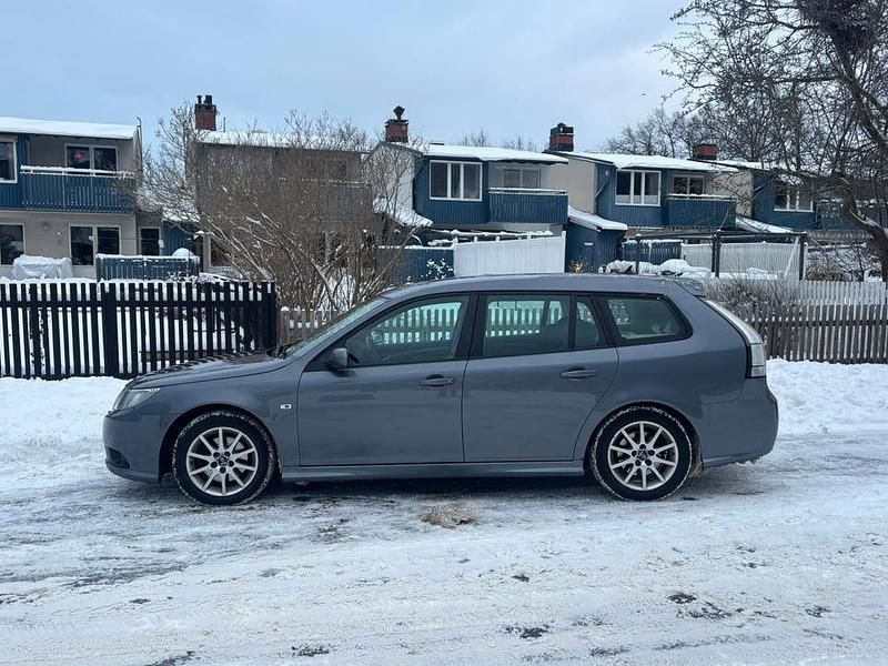Begagnad 2009 Saab 9-3 Kombi | 25 000 kr (Superpris) - Bild 1/4