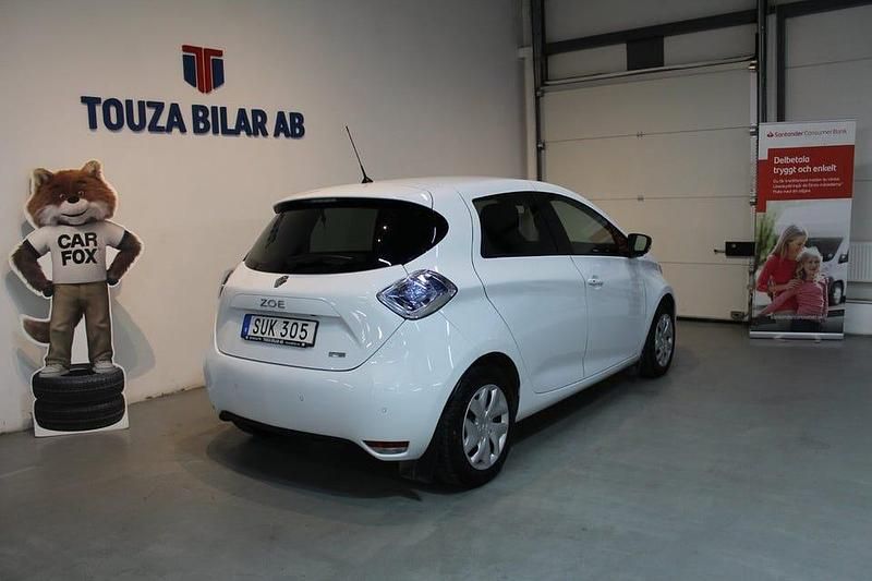 Begagnad Renault Zoe 80 kW (109 HK) 2019 Vit Halvkombi