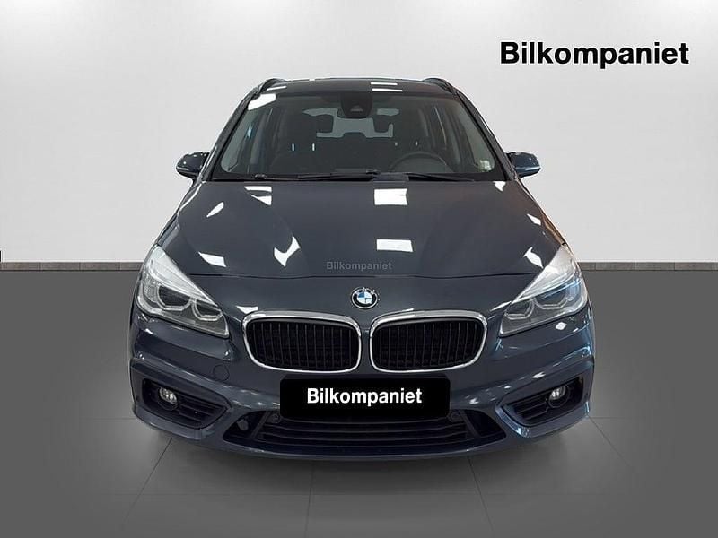 Begagnad BMW 220 Gran Tourer Advantage 190 HK (139 kW) 2015 Grå Minibuss