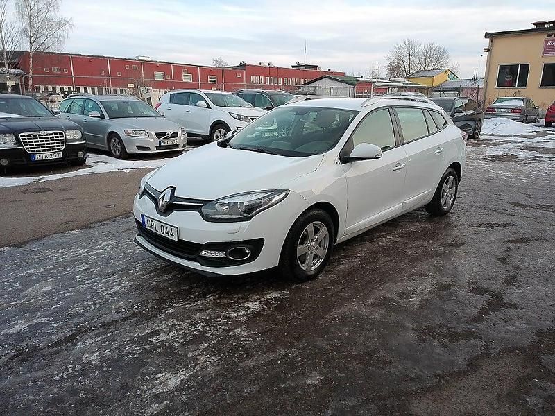 Begagnad Renault Mégane GrandTour 110 HK (80 kW) 2014 Vit Kombi