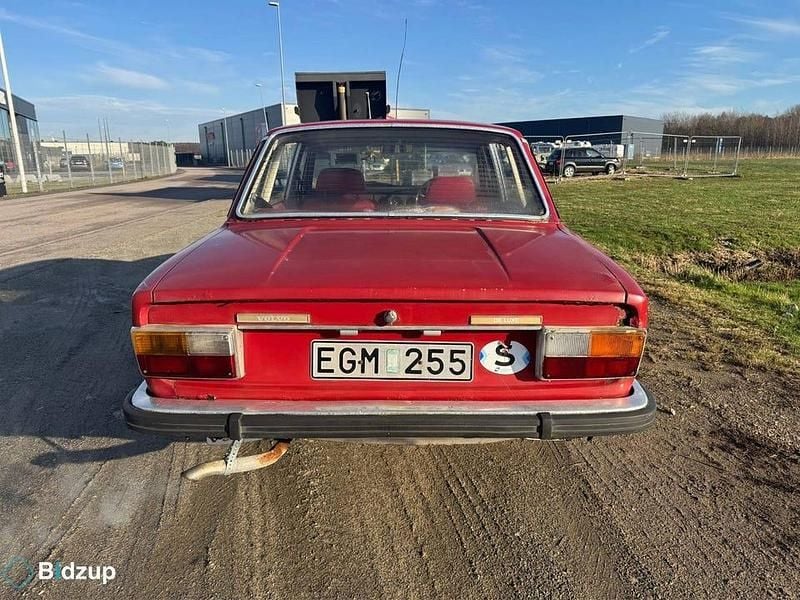 Begagnad Volvo 144 82 HK (60 kW) 1973 Röd Sedan