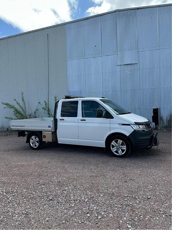 Vit Begagnad 2024 VW T6.1 Van | 748 500 kr - Bild 1/4