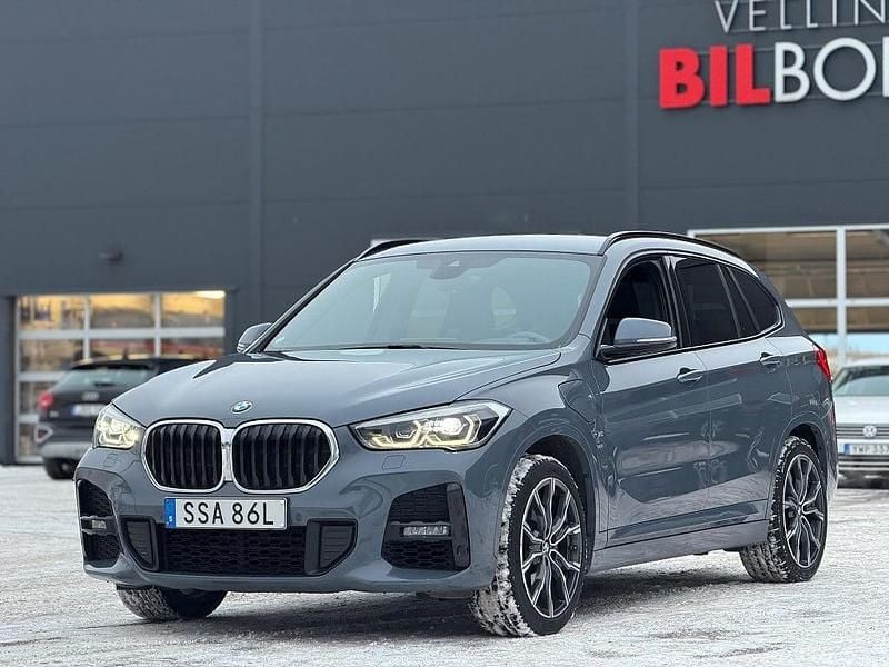 Begagnad BMW X1 M Sport 125 HK (91 kW) 2021 Mörkgrå SUV